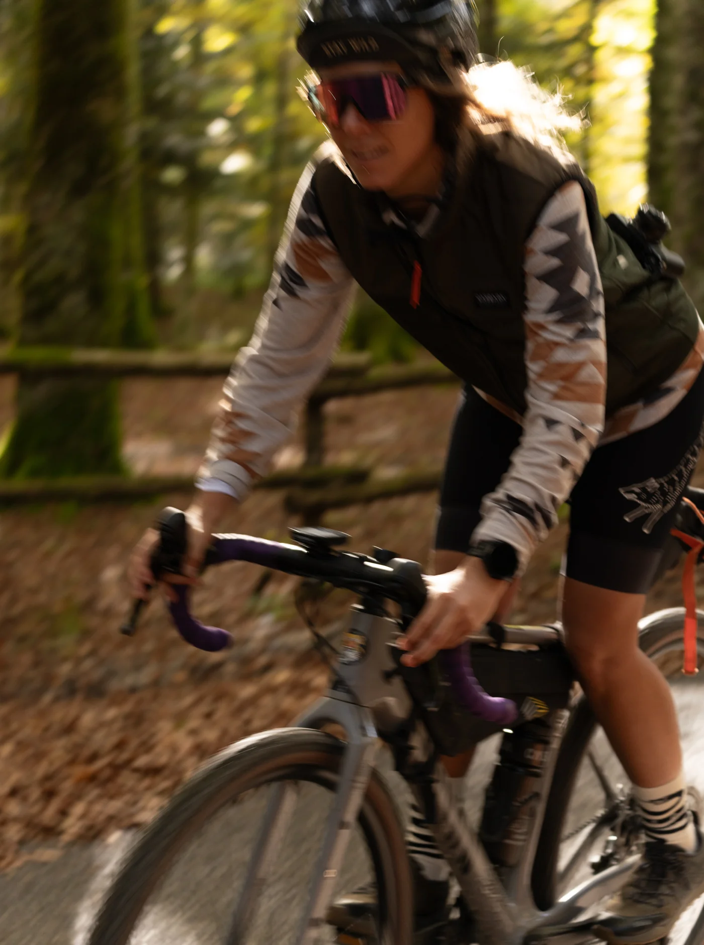 Guide Ultralight Vest - Dark Brown - Image 11