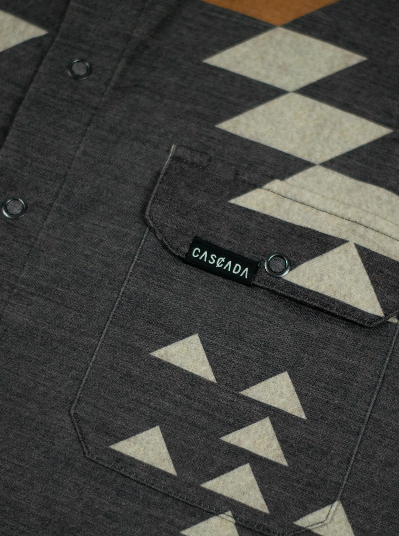 Land Outdoor Shirt - Earth Brownstone - Image 4