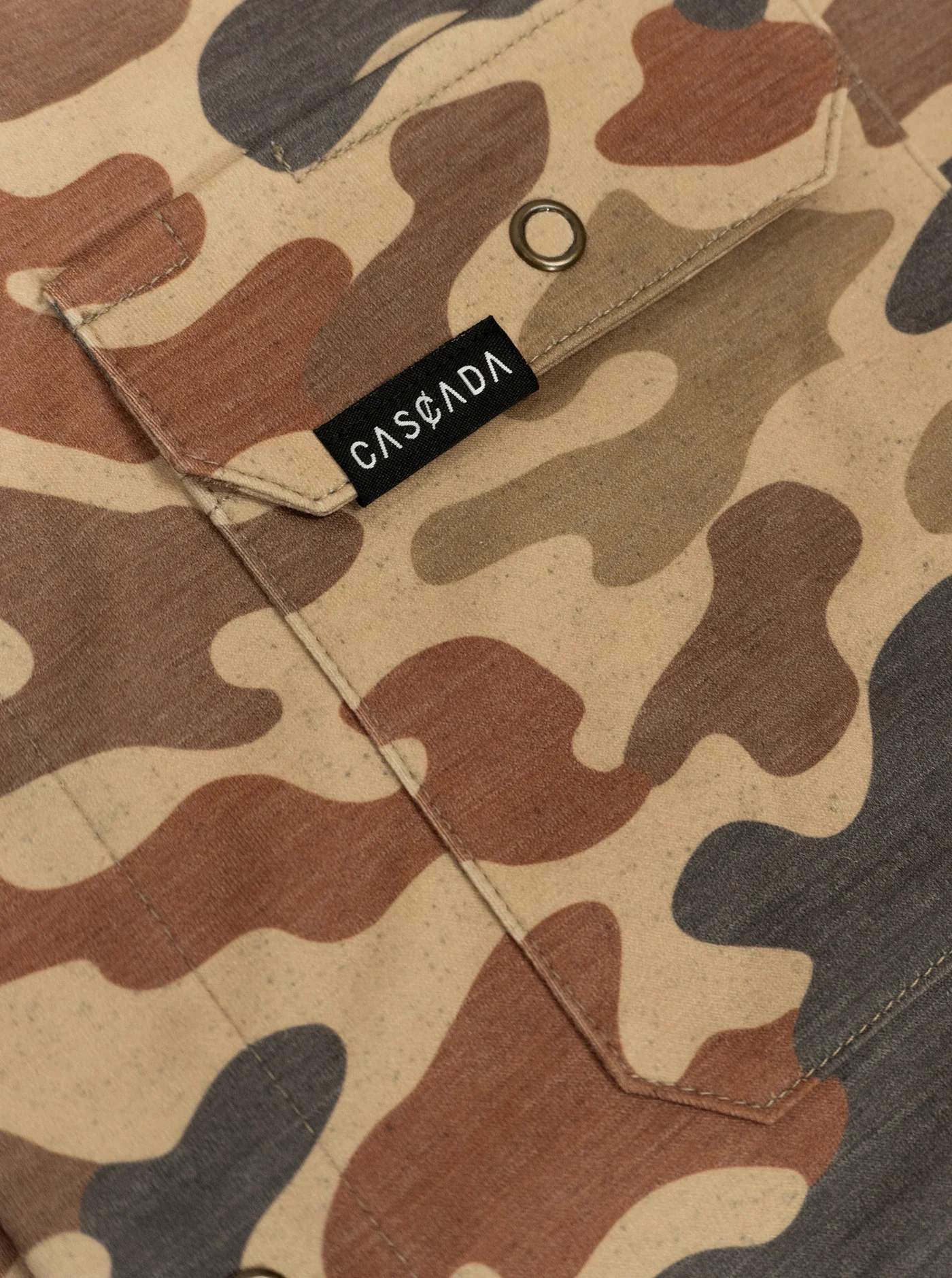 Land Outdoor Shirt - Field Camo - Image 5